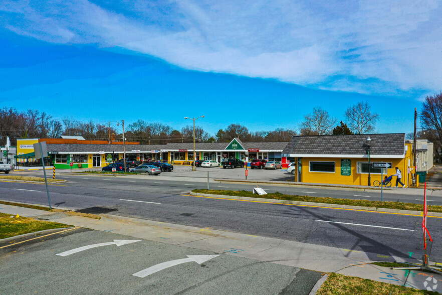 6913-6935 Lakeside Ave, Richmond, VA for lease - Building Photo - Image 1 of 3