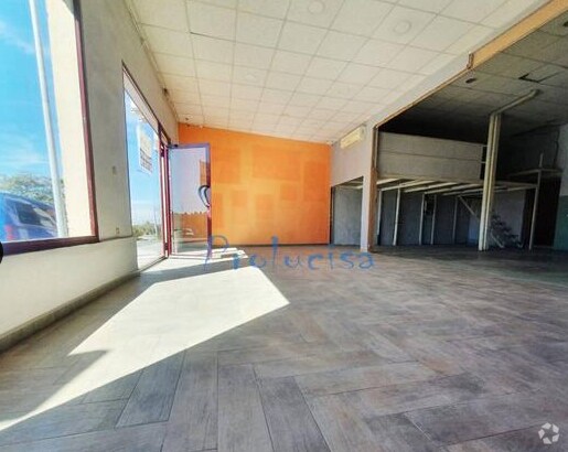 Retail in Moraleja de Enmedio, Madrid for lease - Interior Photo - Image 1 of 1