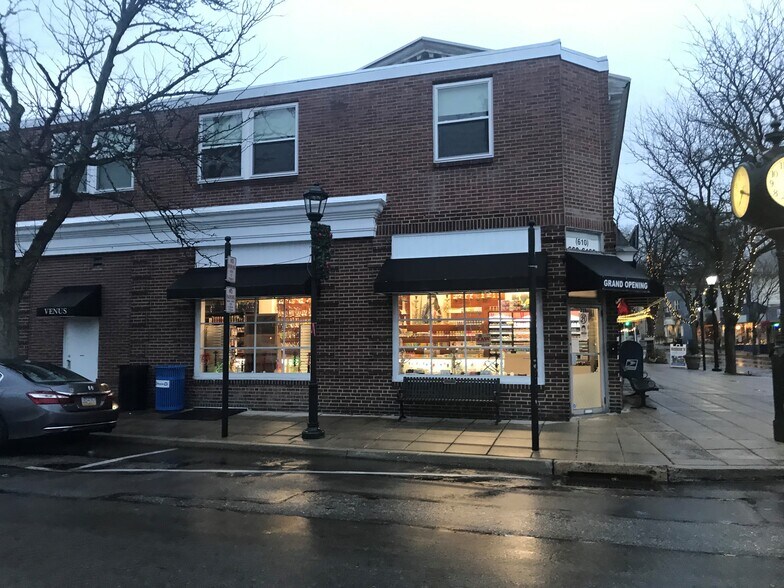 219 Haverford Ave, Narberth, PA 19072