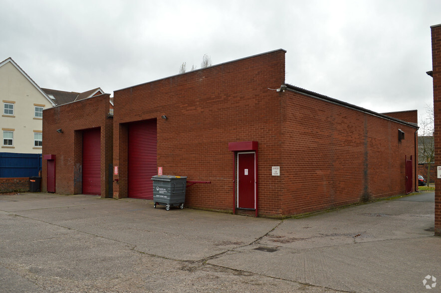 5-6 Park St, Cannock for lease - Building Photo - Image 2 of 3