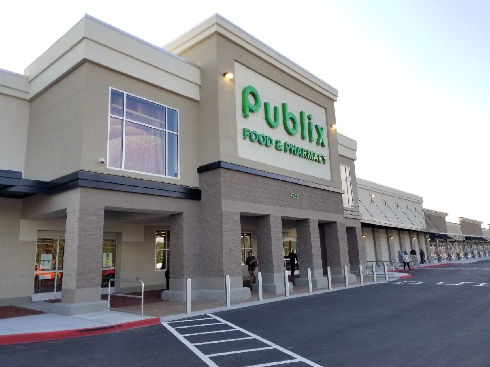 2286 Zierdt Rd, Huntsville, AL 35824 Shoppes at Redstone Square