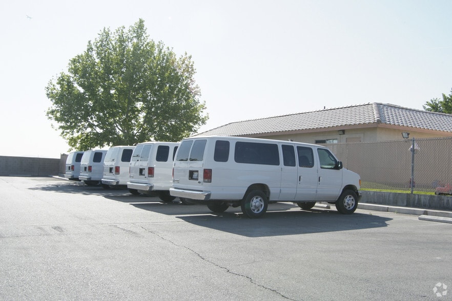 4095 W Craig Rd, North Las Vegas, NV for sale - Building Photo - Image 3 of 23