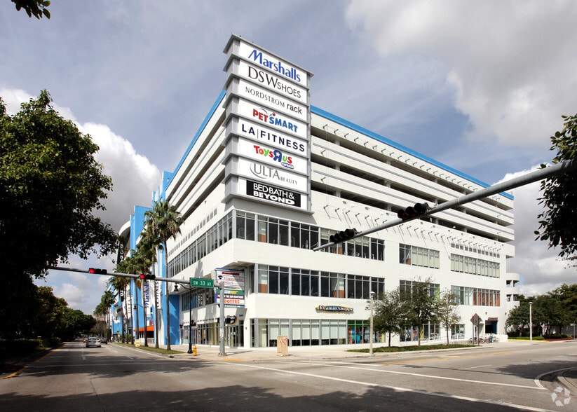 3301 Coral Way, Miami, FL for lease - Primary Photo - Image 1 of 8