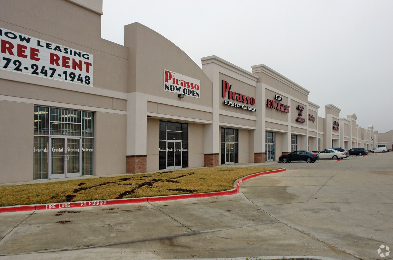 11528 Harry Hines Blvd, Dallas, TX 75229