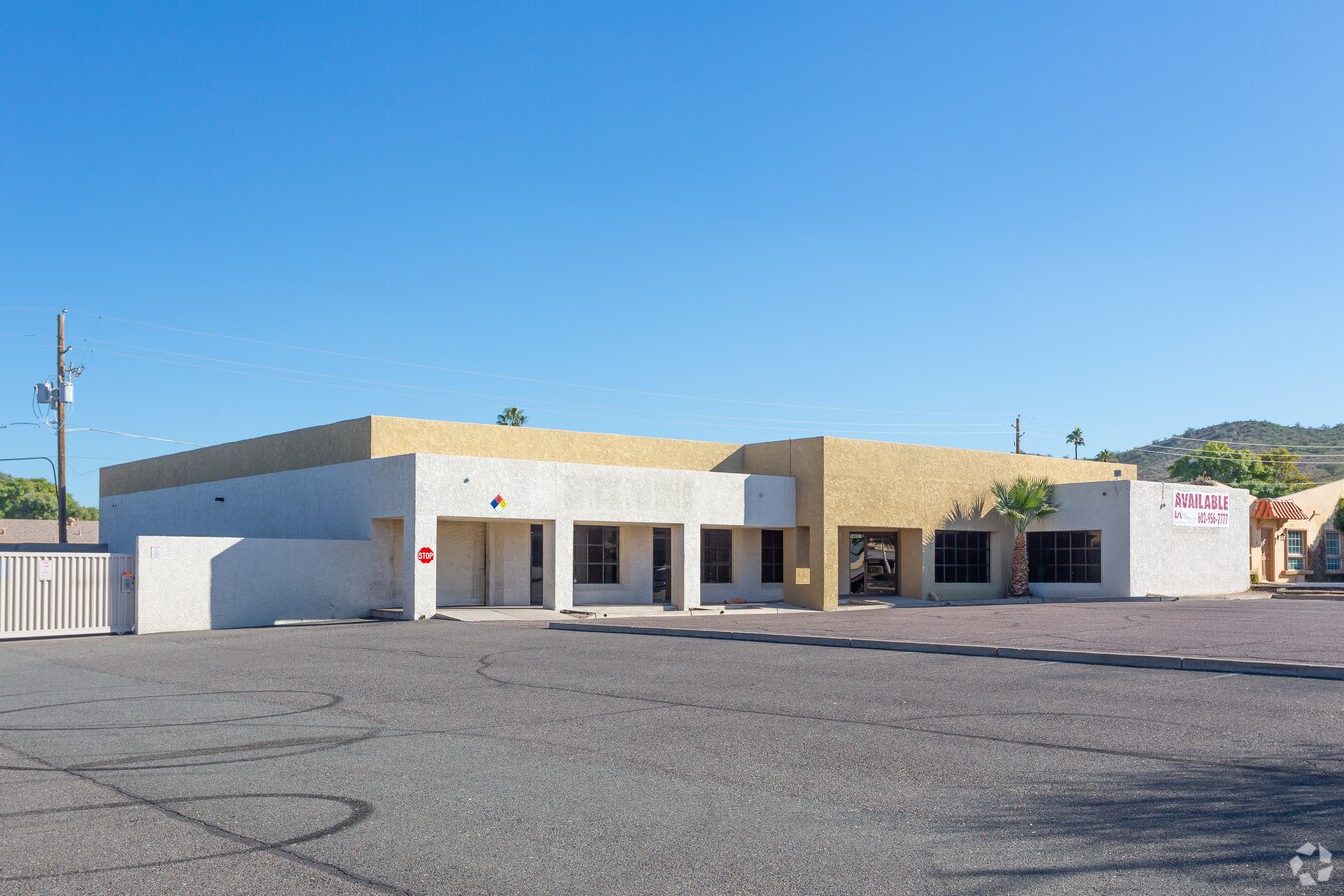 14827 N Cave Creek Rd, Phoenix, AZ 85032