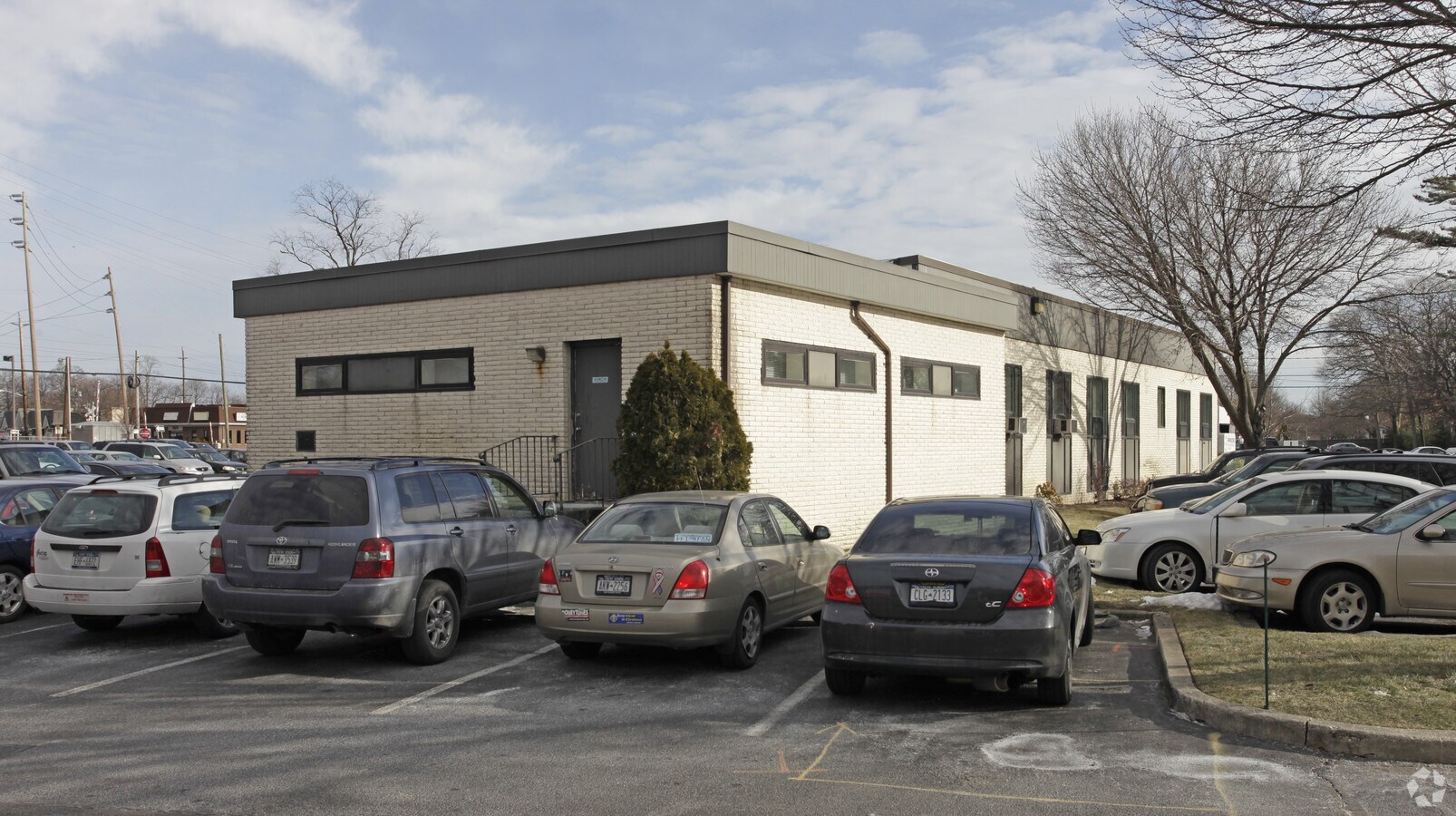 148 Islip Ave, Islip, NY 11751