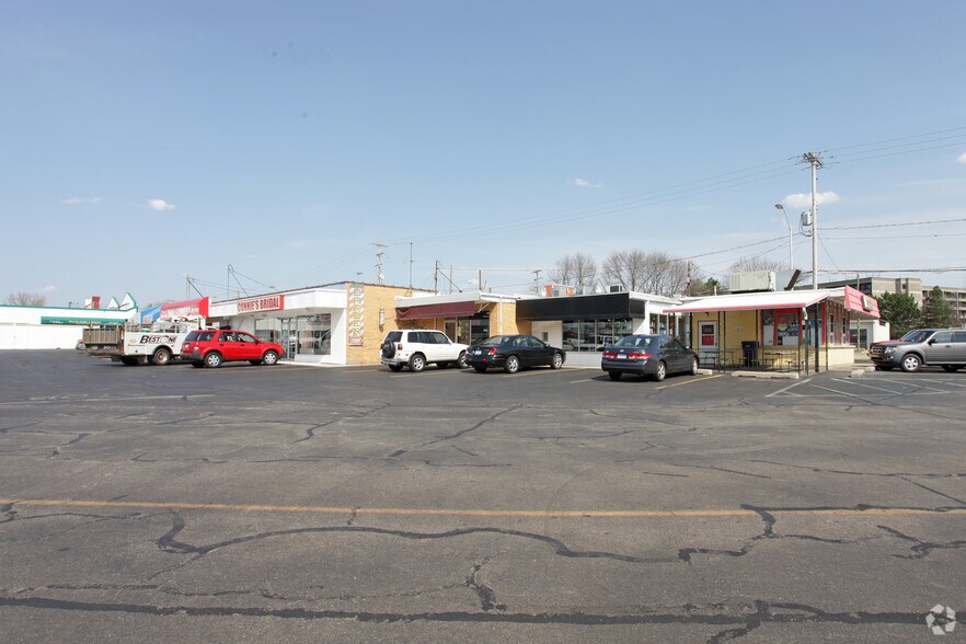 4309-4339 Kalamazoo Ave SE, Grand Rapids, MI for sale - Primary Photo - Image 1 of 1