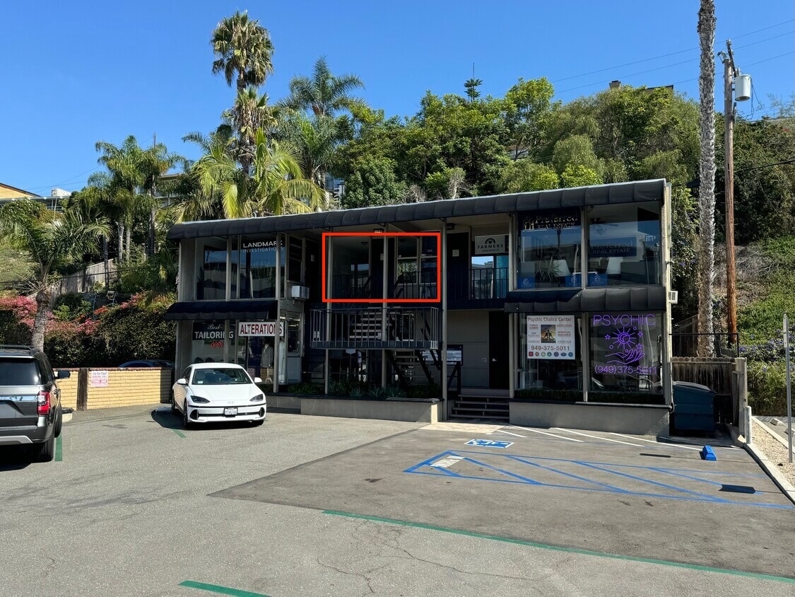 1600 W Coast Hwy, Newport Beach, CA for lease Interior Photo- Image 1 of 6