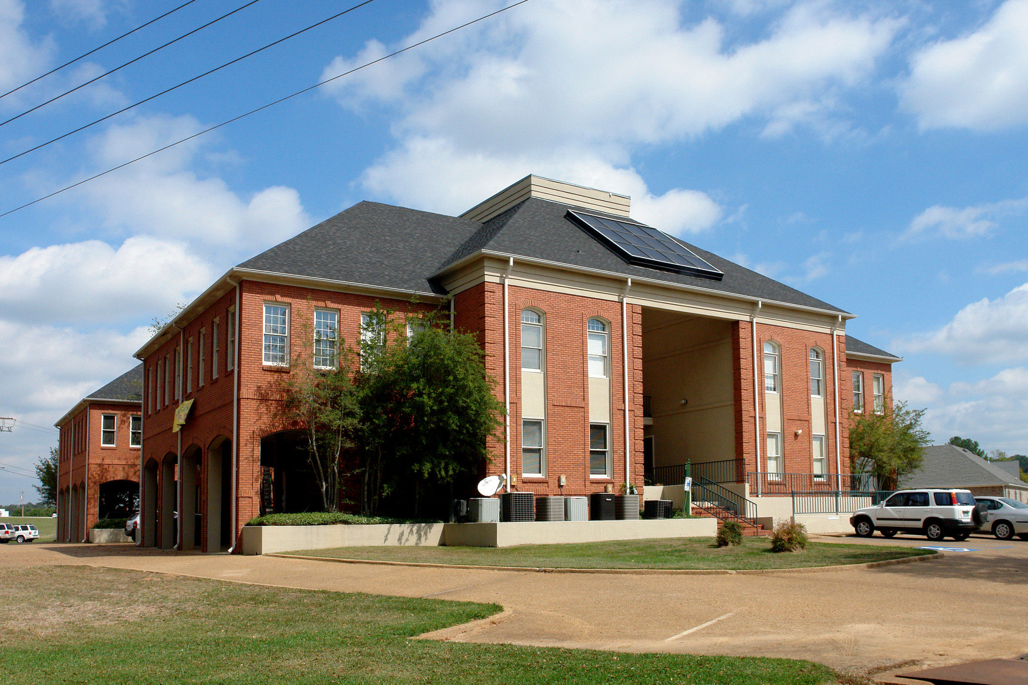 3900 Lakeland Dr, Flowood, MS for lease Primary Photo- Image 1 of 6