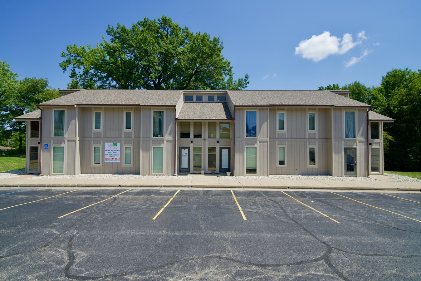 1407 Southwest Blvd, Jefferson City, MO 65109