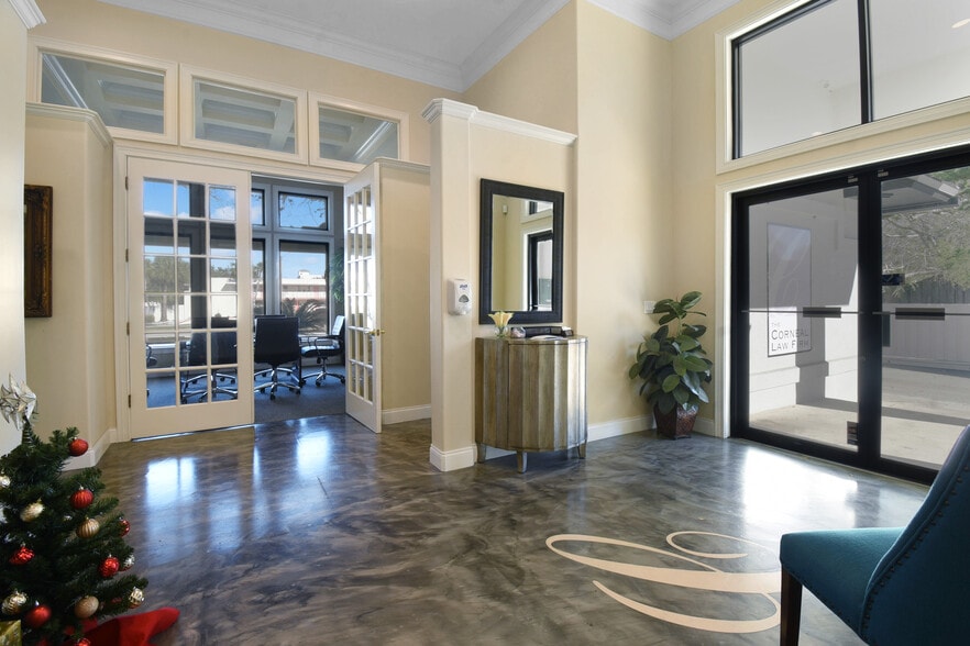 509 Anastasia Blvd, Saint Augustine, FL for lease - Interior Photo - Image 3 of 13