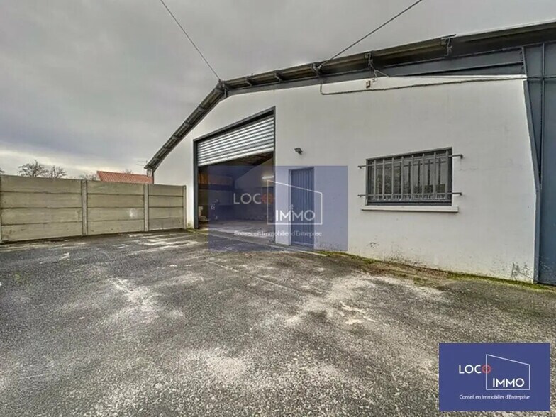 Flex in Martignas-sur-Jalle for lease - Building Photo - Image 1 of 3