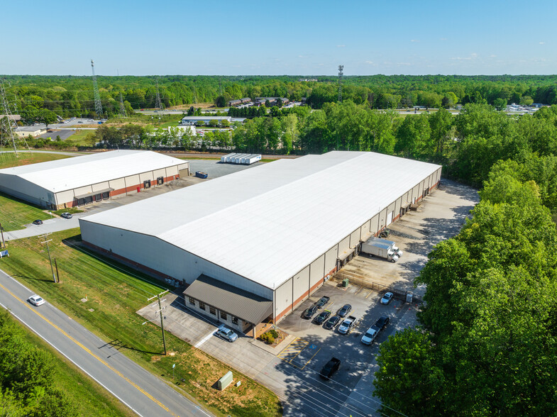 4300 Old Greensboro Rd, Winston-Salem, NC for lease - Building Photo - Image 3 of 9