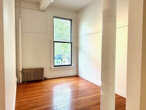 122 S Jackson St, Seattle, WA for lease Interior Photo- Image 2 of 5