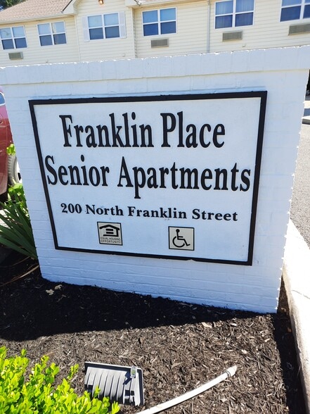 200 N Franklin St, Princeton, KY for sale - Building Photo - Image 1 of 1