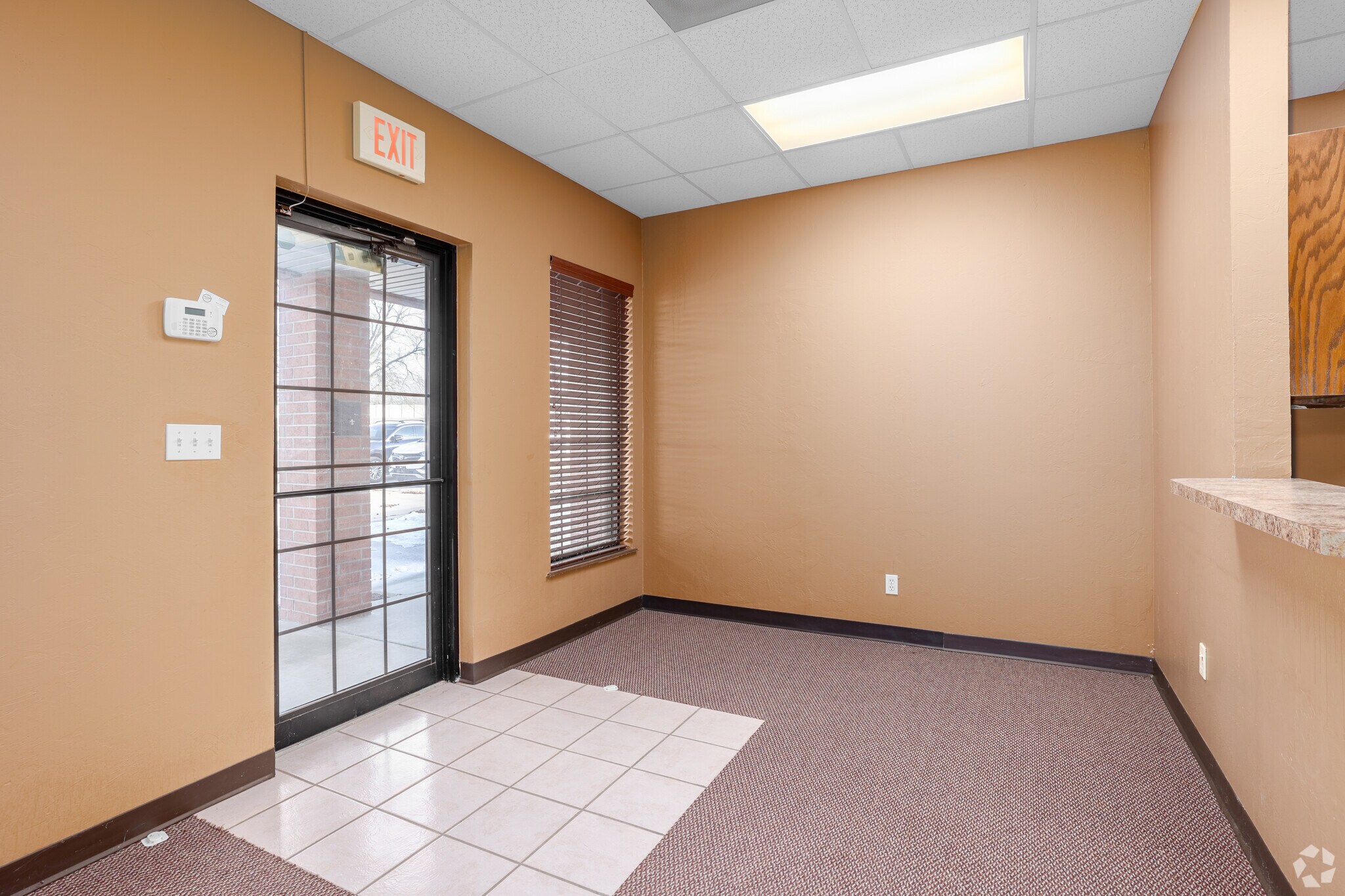 2350-2360 McKown Dr, Norman, OK for lease Interior Photo- Image 1 of 14