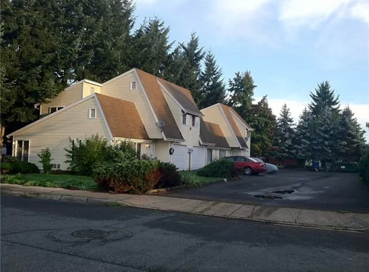 1019 18th St NE, Auburn, WA for sale Primary Photo- Image 1 of 1