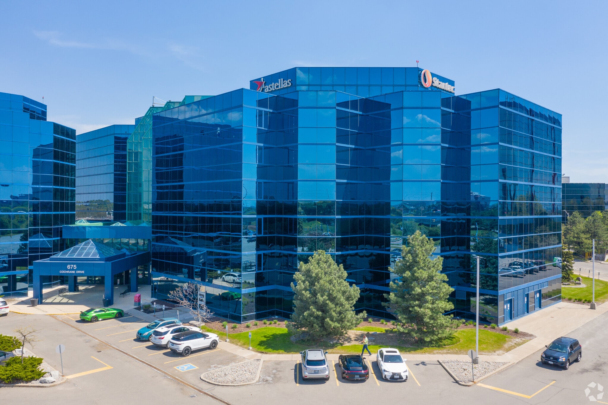 675 Cochrane Dr, Markham, ON L3R 0B8 Trillium Executive Centre West Tower 675 Cochrane Dr, Markham, ON L3R 0B8 Trillium Executive Centre West Tower
