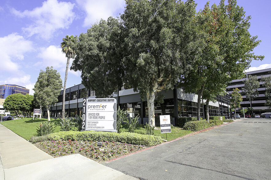 2102 Business Center Dr, Irvine, CA for lease - Building Photo - Image 2 of 4