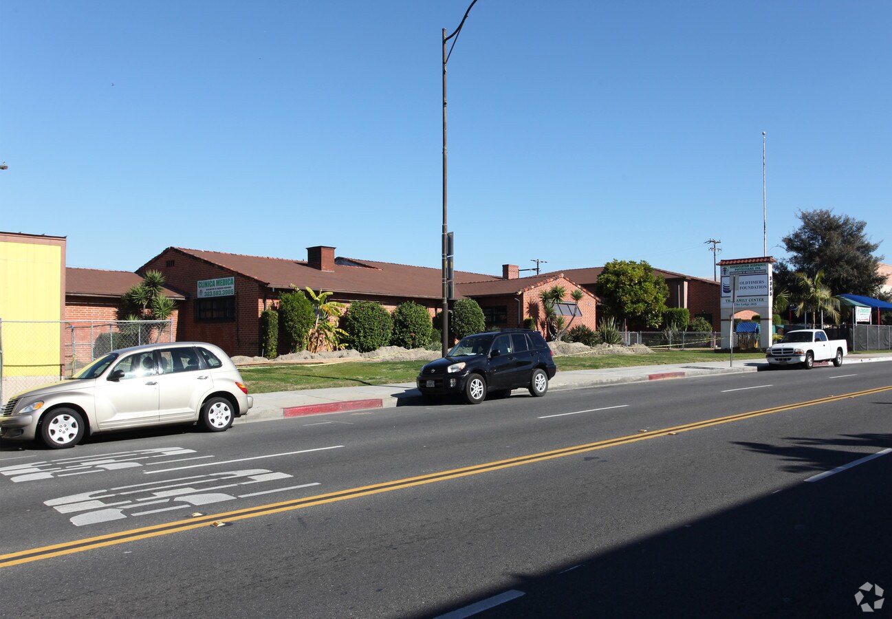 3355 E Gage Ave, Huntington Park, CA 90255 Property Record