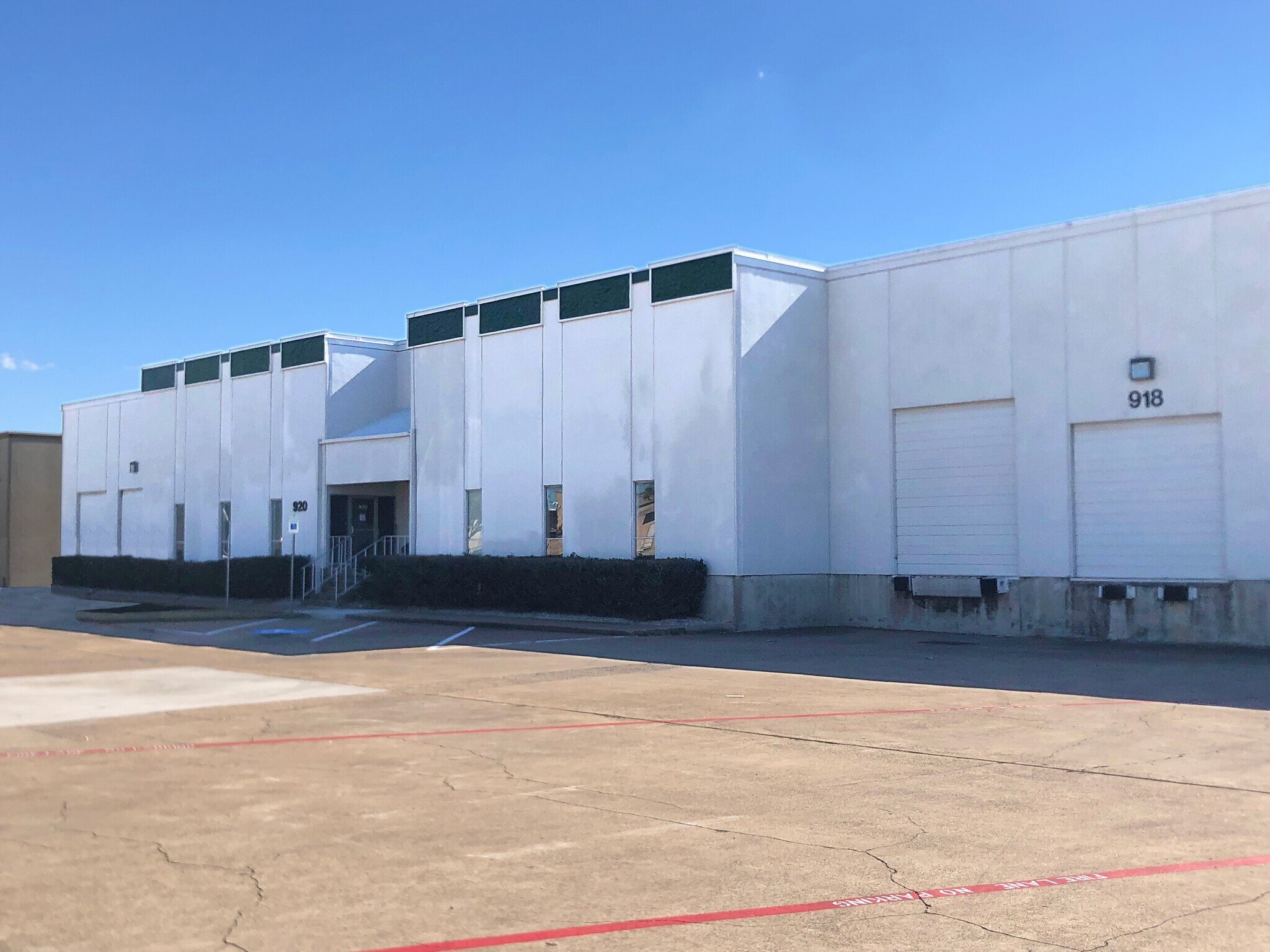 918-920 Avenue N, Grand Prairie, TX for sale Building Photo- Image 1 of 1