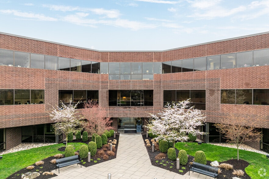 5 Great Valley Pky, Malvern, PA for lease - Building Photo - Image 3 of 6