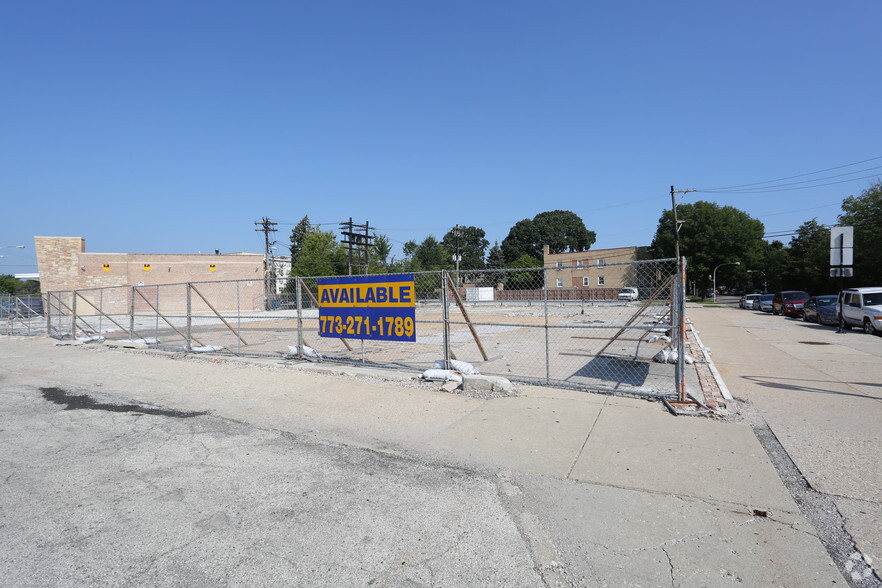 3100 W Peterson Ave, Chicago, IL for sale - Primary Photo - Image 1 of 1