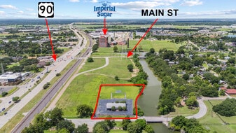 1.5 AC near Sugar Land Imperial Historic Dist - Specialty Property
