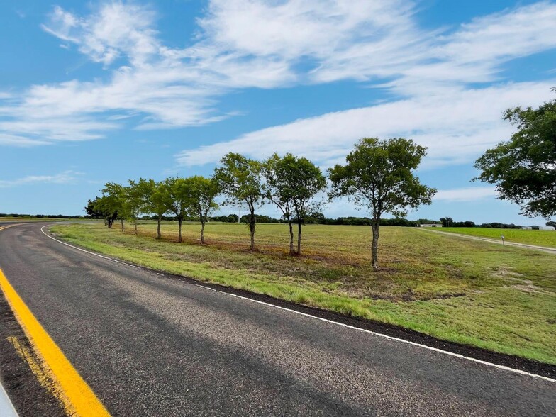 FM 2756, Farmersville, TX for sale - Building Photo - Image 1 of 25