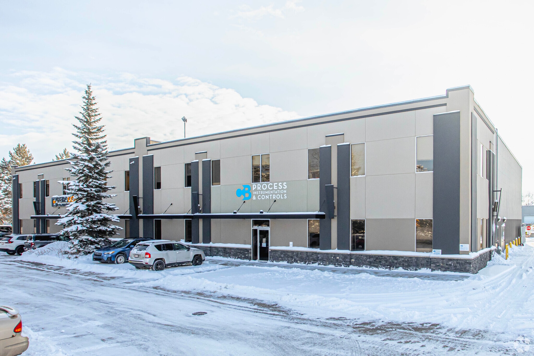 17423-17509 109th Ave NW, Edmonton, AB for sale Primary Photo- Image 1 of 1