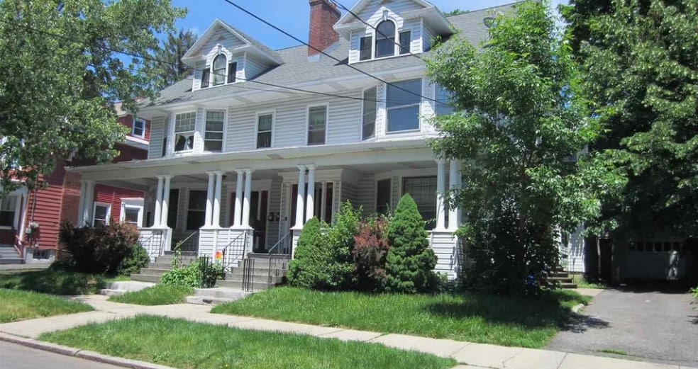 Investor Portfolio portfolio of 4 properties for sale on LoopNet.com - Building Photo - Image 2 of 15