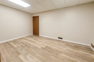 5300 E Main St, Whitehall, OH for lease Interior Photo- Image 1 of 3