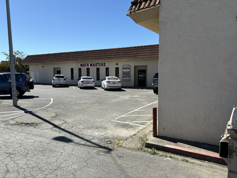 1000 Texas St, Fairfield, CA for lease - Building Photo - Image 2 of 14