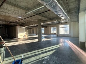 741-767 Daniels Way SW, Edmonton, AB for lease Interior Photo- Image 2 of 5