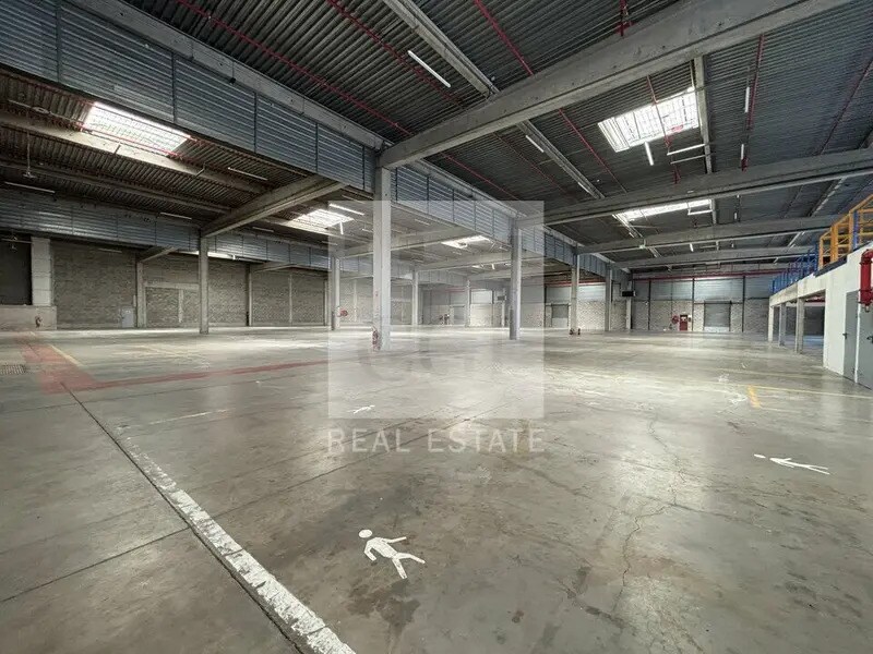 7 Rue André Sentuc, Vénissieux for lease Interior Photo- Image 1 of 11