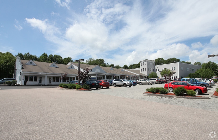 12 Coogan Blvd, Mystic, CT for lease - Building Photo - Image 1 of 3