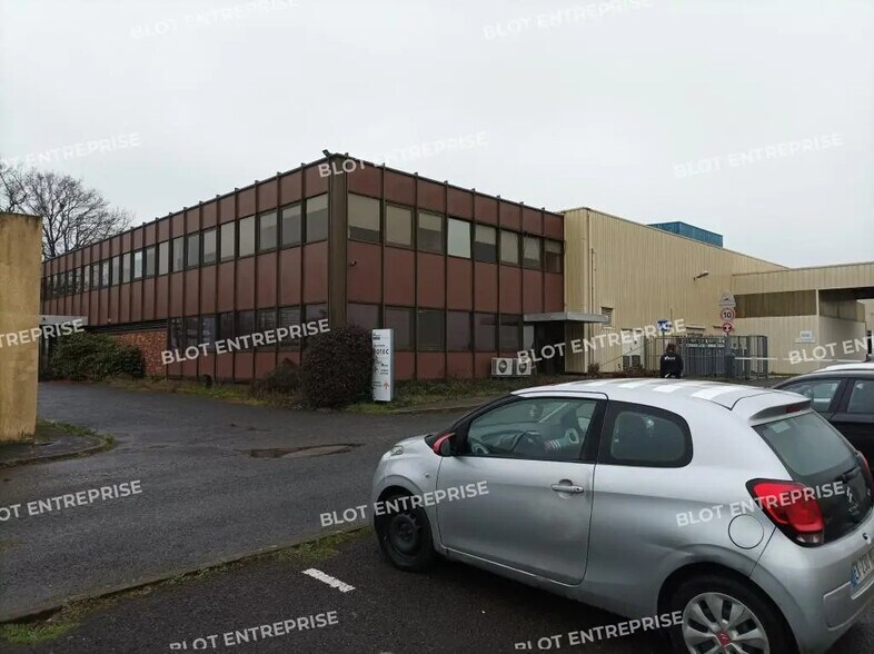 Flex in Nantes for lease - Building Photo - Image 3 of 13