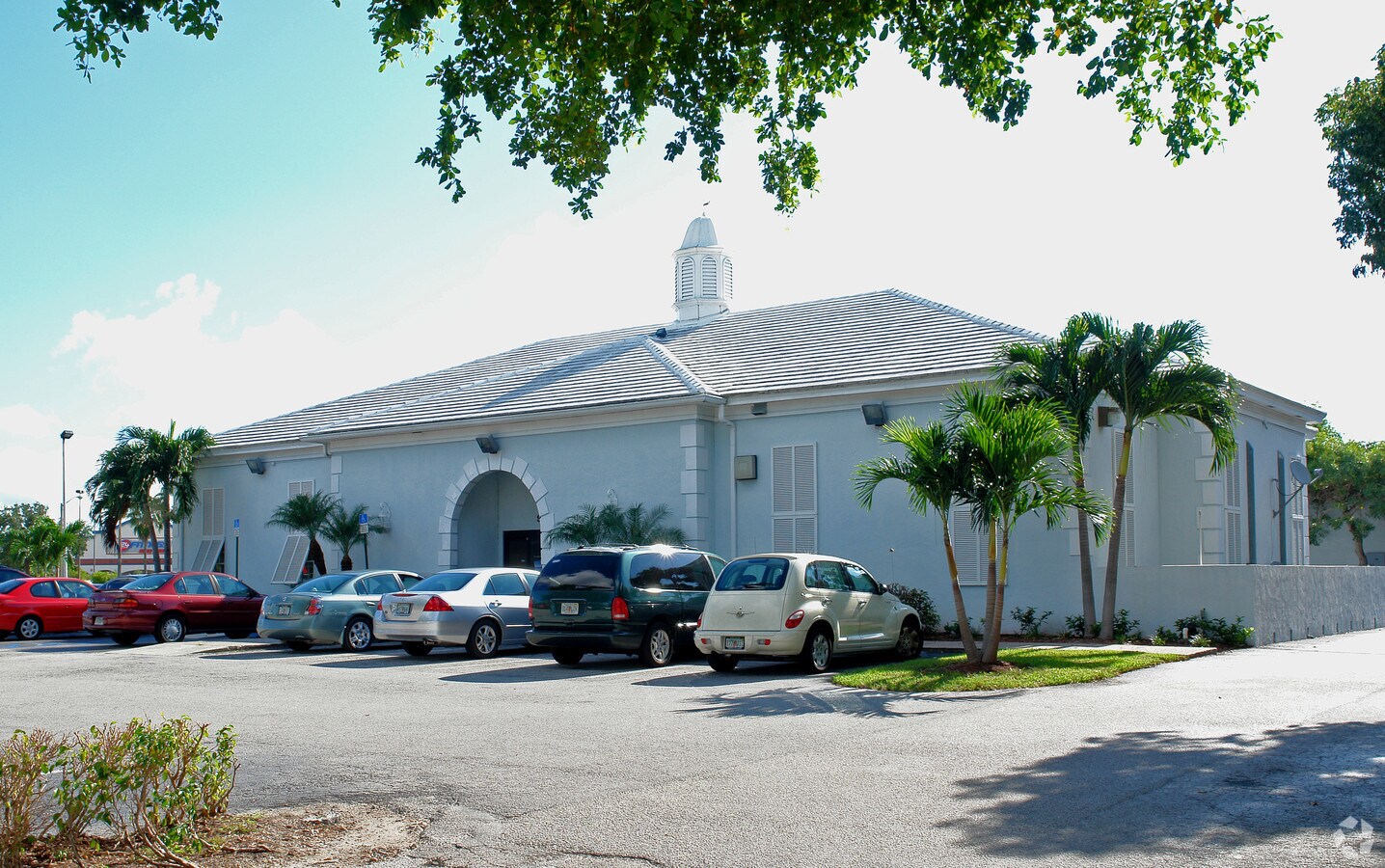9990 W Oakland Park Blvd, Sunrise, FL 33351 - Bank of America ...