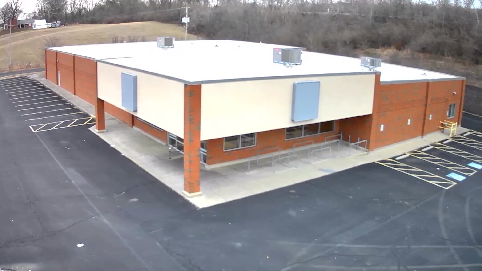 1853 N Bridge St, Chillicothe, OH for sale Building Photo- Image 1 of 1