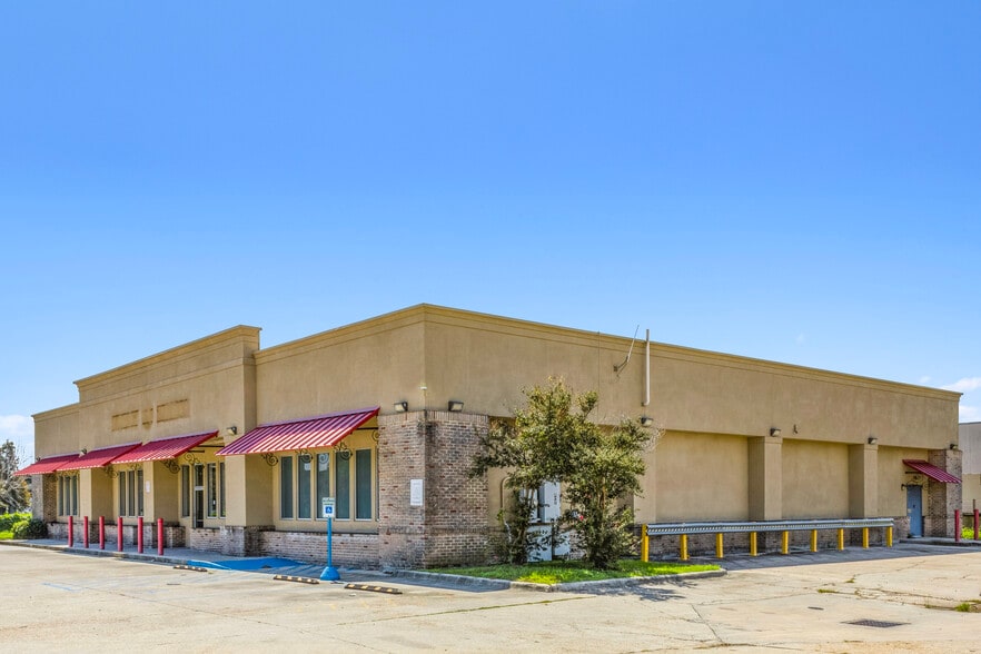 11901 I 10 Service Rd, New Orleans, LA for lease - Building Photo - Image 3 of 11