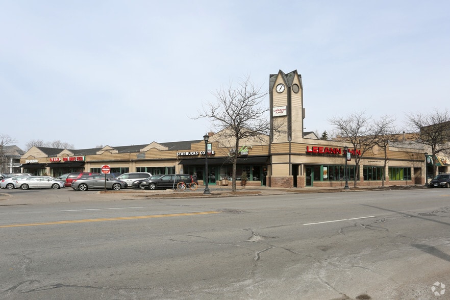 2212-2232 Hennepin Ave, Minneapolis, MN for lease - Primary Photo - Image 1 of 7