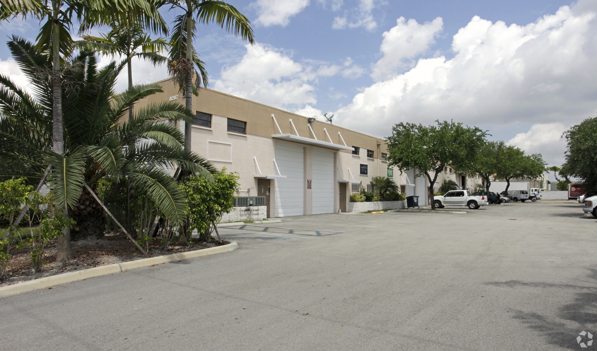 8267-8281 NW 64th St, Miami, FL for sale Primary Photo- Image 1 of 1
