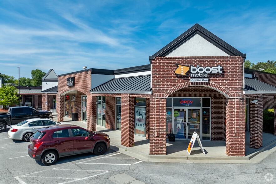 1300 Indian Trail Lilburn Rd, Norcross, GA for lease - Building Photo - Image 3 of 19