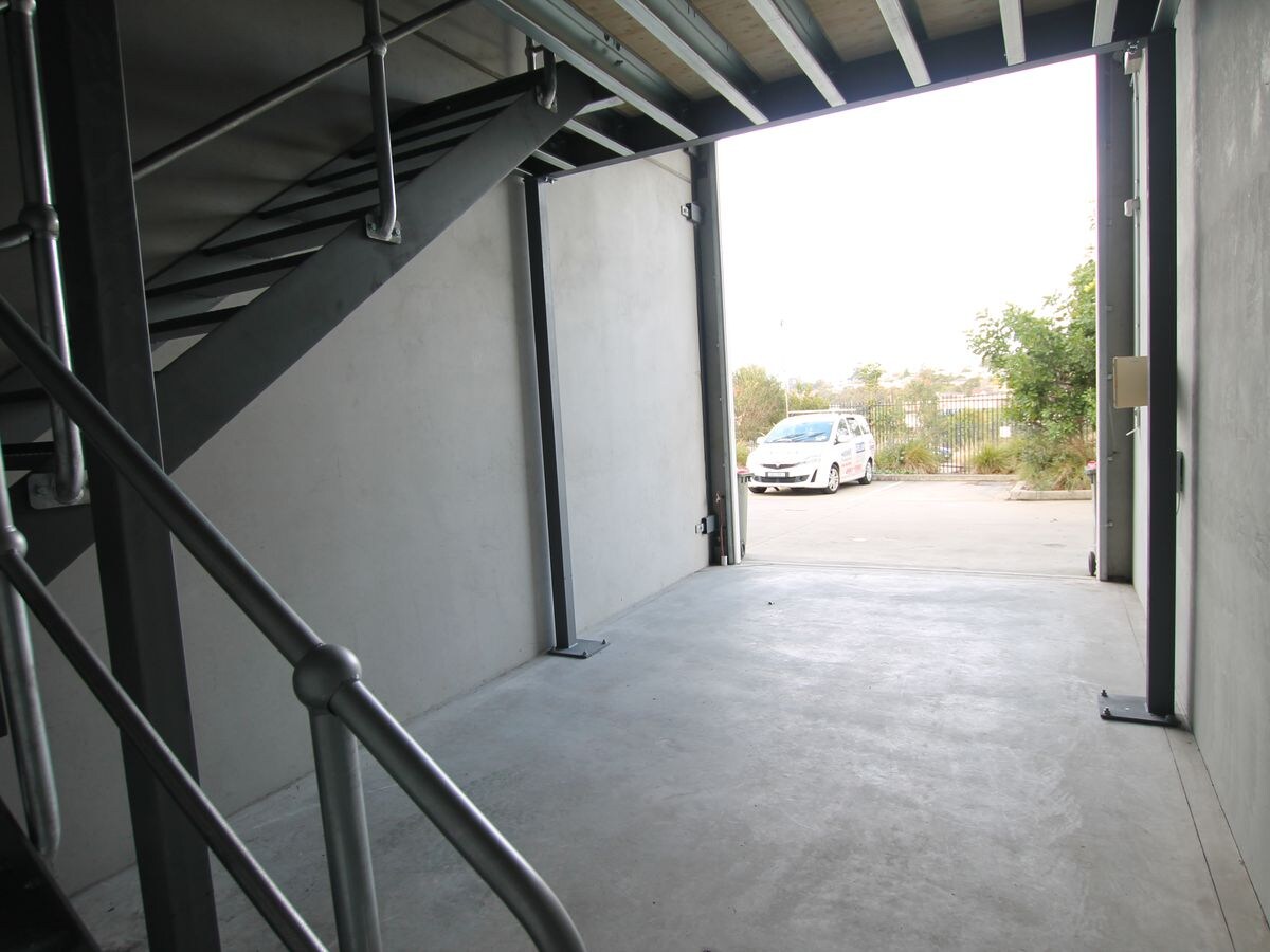 8 Murray Dwyer Cct, Mayfield West for lease Interior Photo- Image 1 of 2