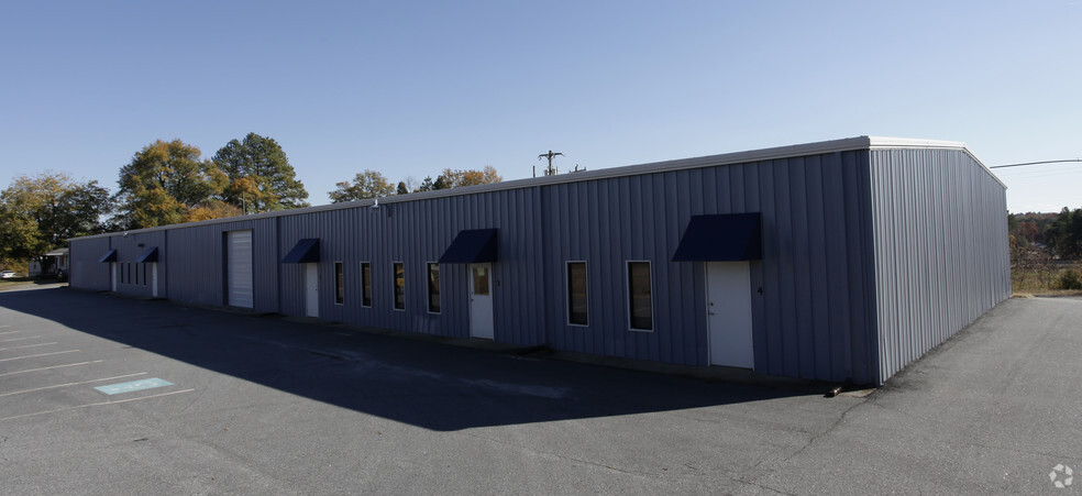 1810 E Poinsett St, Greer, SC for lease - Building Photo - Image 3 of 18