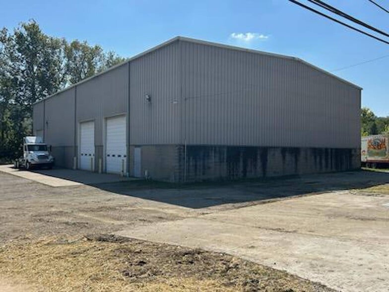 6070 State Route 128, Cleves, OH for lease - Building Photo - Image 2 of 4