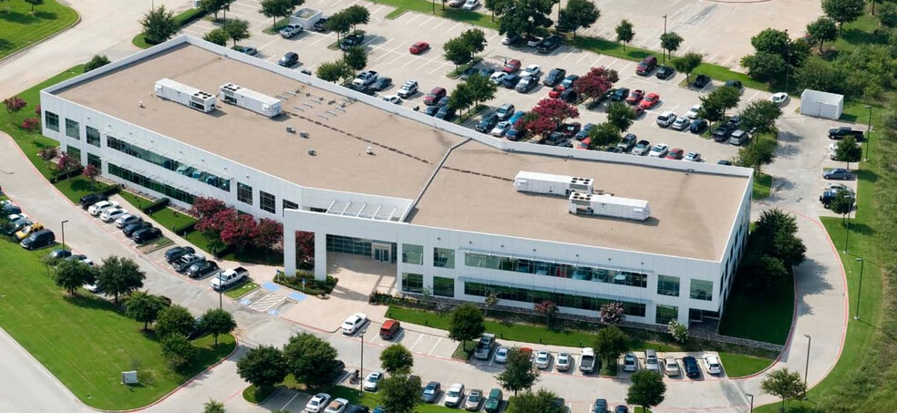 2301 Eagle Pky, Fort Worth, TX for sale - Building Photo - Image 3 of 14