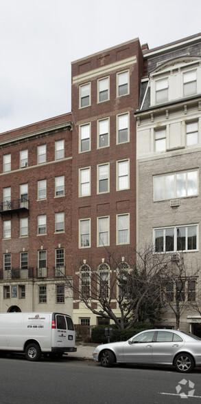 262 Beacon St, Boston, MA for lease - Primary Photo - Image 1 of 2