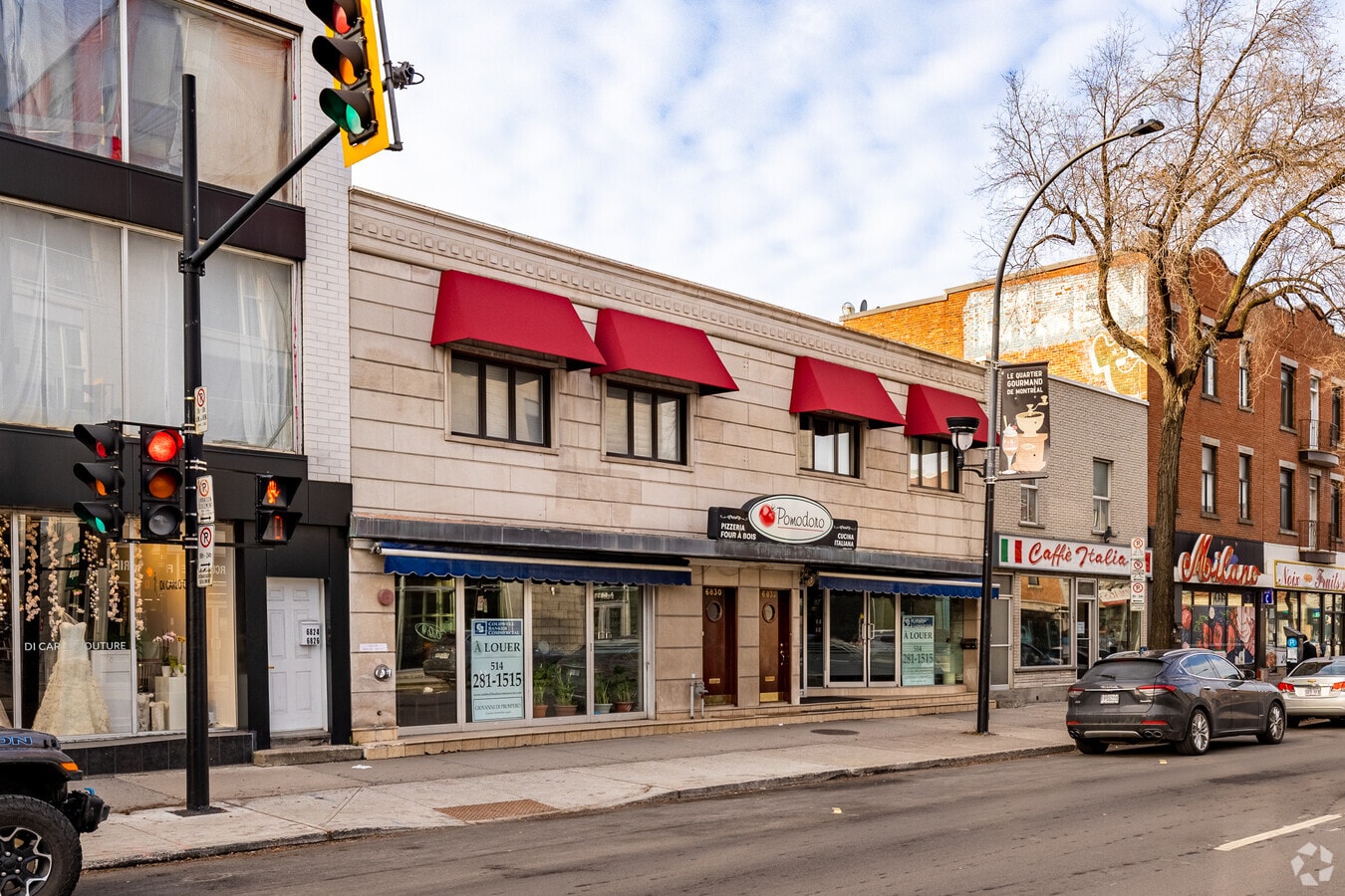 68286834 Boul Saint Laurent, Montréal, QC H2S 3C7