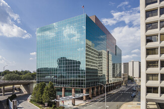 More details for 2550 S Clark St, Arlington, VA - Office for Lease